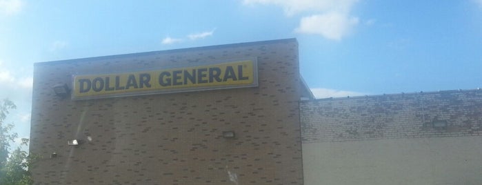 Dollar General is one of Murielさんのお気に入りスポット.