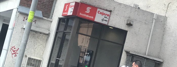 Scotiabank is one of สถานที่ที่ Carlos ถูกใจ.