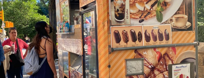 The Crepes Truck is one of New York's Best Food Trucks.