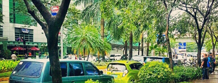 Cebu I.T. Park is one of Tempat yang Disukai Jimvic.