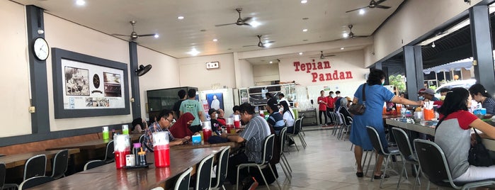 RM Tepian Pandan Tenggarong | Kutai Kartanegara is one of Favorite Food.