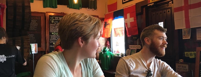 Culhane's Irish Pub is one of Posti che sono piaciuti a Andie.