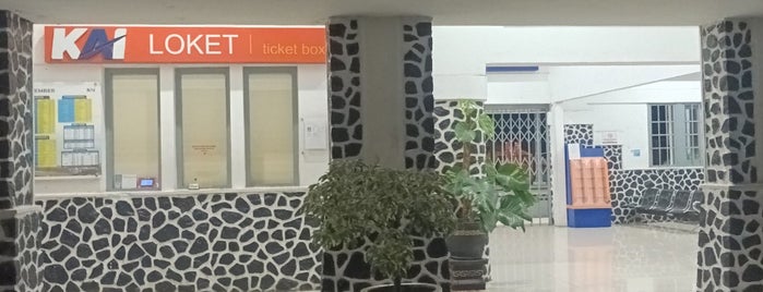 Stasiun Rambipuji is one of Train Station Java.