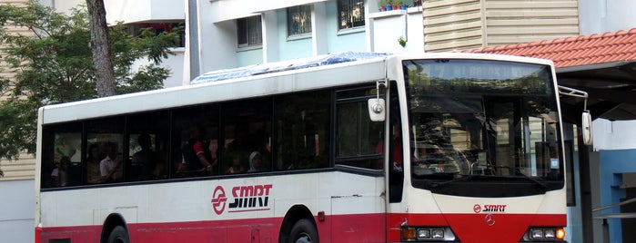 Tower Transit: Bus 947 is one of Singapore Bus Services II.