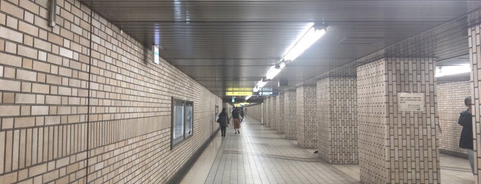 日比谷地下道 is one of 東京隧道.