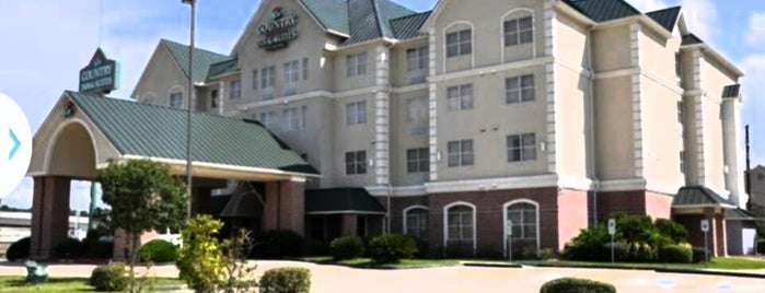 Country Inn & Suites By Radisson, Houston Intercontinental Airport East, TX is one of Senem Şeyda 님이 좋아한 장소.