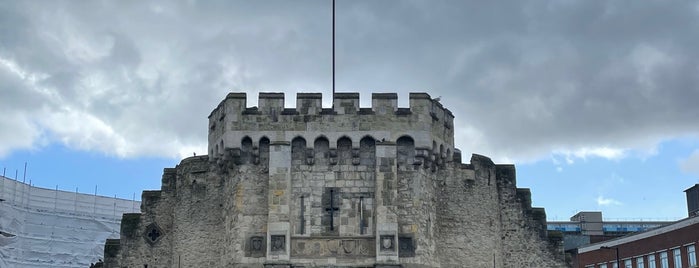 The Bargate is one of Southampton.