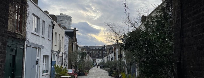 Bathurst Mews is one of London.