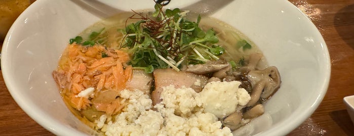 麺屋 KEMURI is one of 都内.