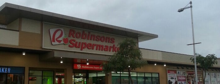 Robinsons Supermarket is one of Che’s Liked Places.