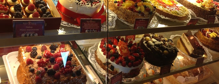 British Bakery / Британские пекарни is one of Lugares favoritos de Алексей.