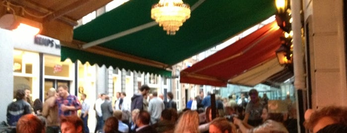 Café Bar le Duc is one of 's-Hertogenbosch.