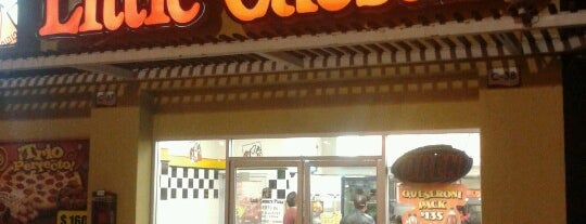 Little Caesars Pizza is one of lugares.
