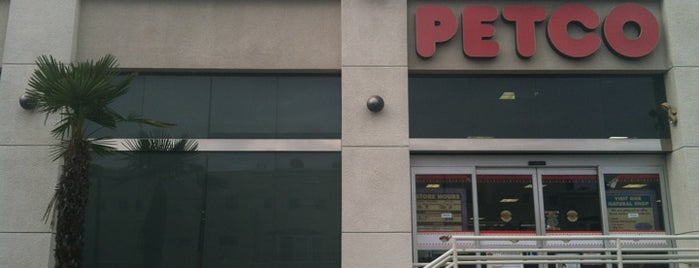 Petco is one of Lieux qui ont plu à Chantell.