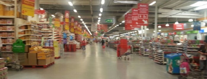 Auchan is one of สถานที่ที่ Remus ถูกใจ.