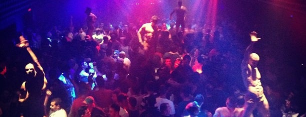 The Week is one of Sao Paulo's Best Nightclubs - 2013.