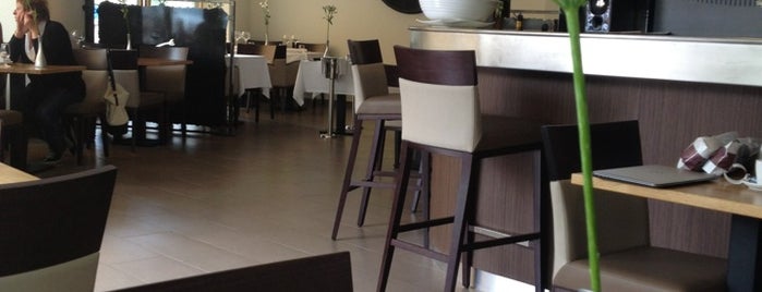 Restaurant la Pinte communale is one of Svizzera forever.