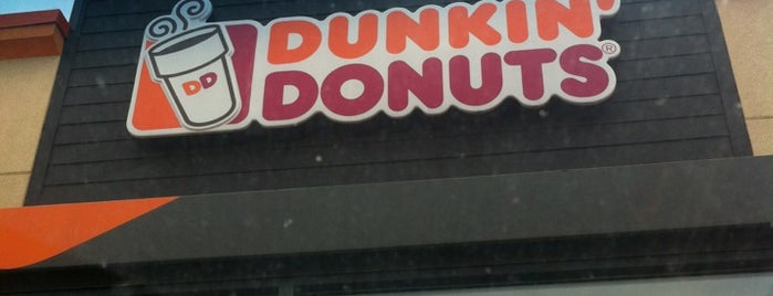 Dunkin' is one of Pilgrim 🛣 : понравившиеся места.