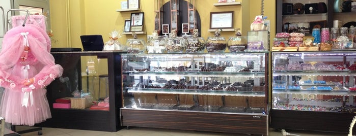 Çikolata Köşesi is one of Fethi'nin Beğendiği Mekanlar.