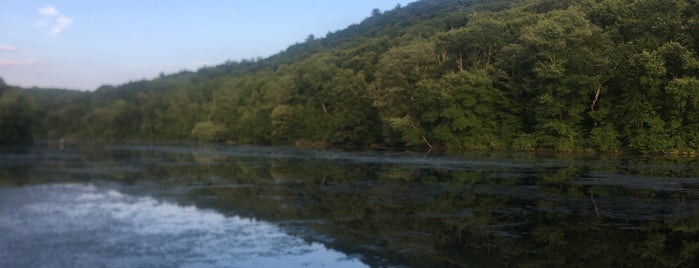 Hidden Lake is one of Lugares favoritos de Vaibhav.
