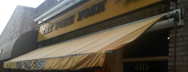 Posh Nosh Deli is one of Lugares favoritos de Doug.