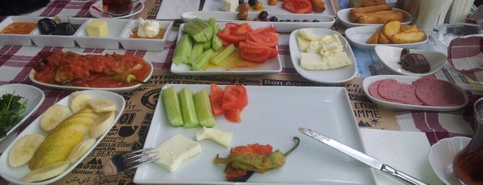 Travelers' Cafe is one of Nerede kahvaltı yapsam?.