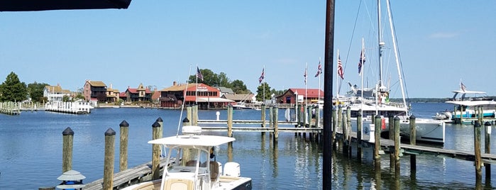 Lighthouse Oyster Bar & Grill is one of Chesapeake Bay.
