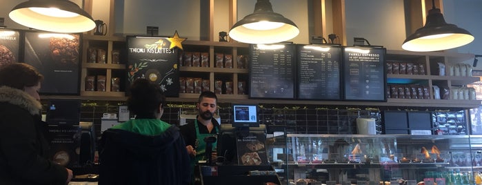 Starbucks is one of Tempat yang Disukai ba$ak.