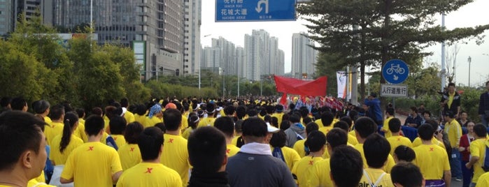 2012广州马拉松赛 | Guangzhou Marathon 2012 is one of warrenLOL : понравившиеся места.