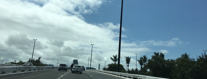 Viaduto Capitão Temudo is one of Guide to Recife's best spots.