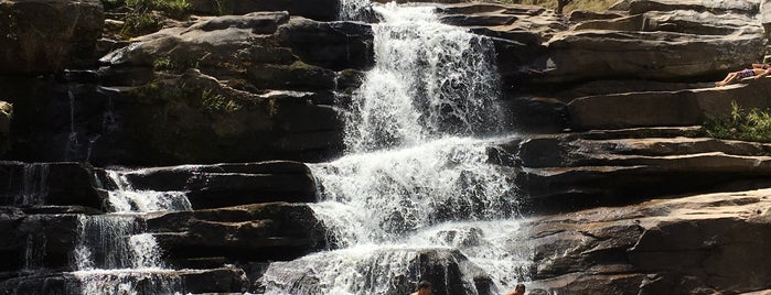 Cachoeira Dos Frades is one of Lugares favoritos de Jefferson.