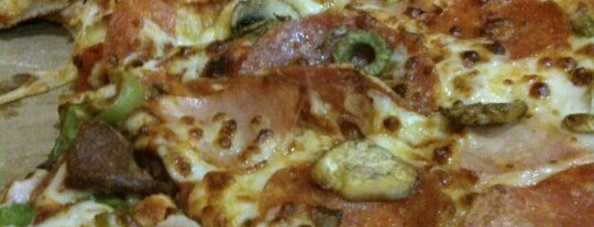 Domino's Pizza is one of Lucy : понравившиеся места.