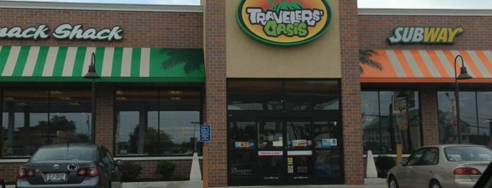 Travelers' Oasis is one of Lugares favoritos de Kevin.