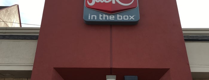 Jack in the Box is one of Rebeccaさんのお気に入りスポット.
