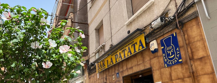 Bar La Patata is one of Vermut - complert.