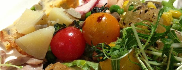 CINAGRO is one of Shibuya Lunch Salad Buffet.