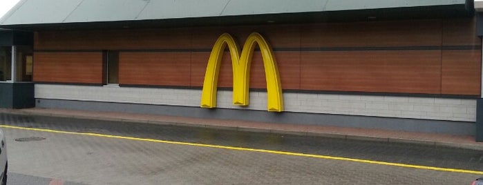 McDonald's is one of Lieux qui ont plu à Marcin.