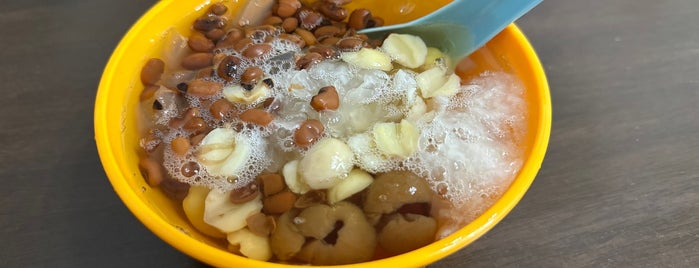 Traditional Home of Dessert (汕頭街四果湯) is one of Penang Foodie List.