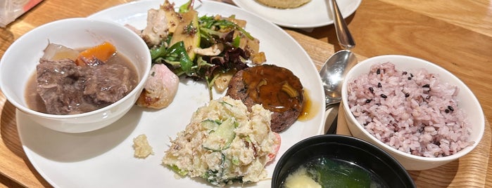 Café&Meal MUJI is one of Micheenli Guide: Feelgood cafes in Singapore.