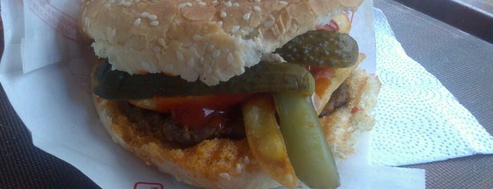 Park Burger is one of Lugares favoritos de HaMdİ.