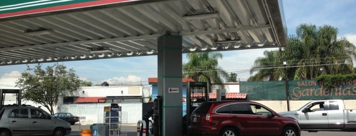 Gasolinera Pemex 4311 is one of Tempat yang Disukai Susana.