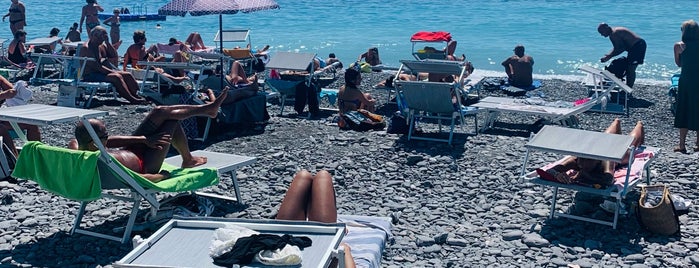 Spiaggia is one of Genova.