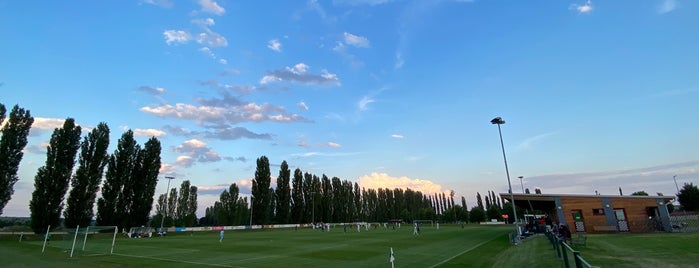 Futbalový štadión Sekule is one of Futbalové štadióny ObFZ Senica.