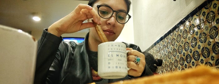 Churrería El Moro is one of Unさんのお気に入りスポット.