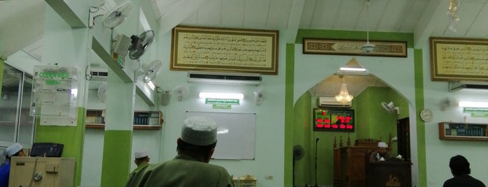 Surau Al-Mustaqimah is one of Baitullah : Masjid & Surau.