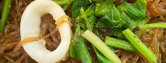ชาญทะเล is one of Nimman Food.