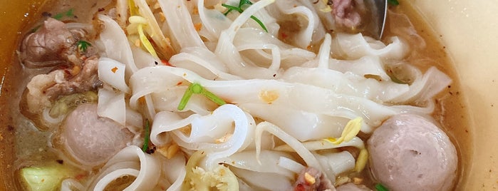 ก๋วยเตี๋ยวรัษฏา ตรา หงวนชุน is one of Noodle.