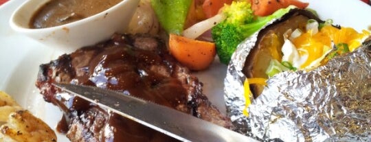 Steak House is one of yazeedさんのお気に入りスポット.