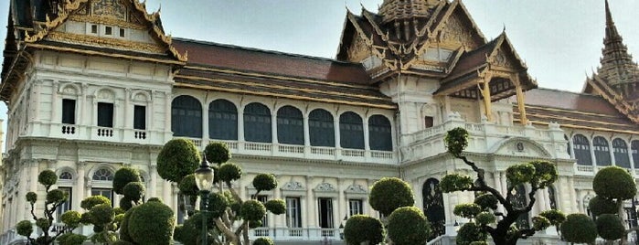 The Grand Palace is one of 9wat.