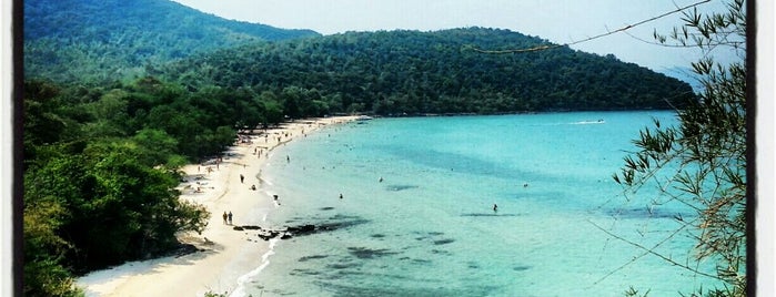 Sai Keaw Beach is one of Tempat yang Disukai Александр✌.